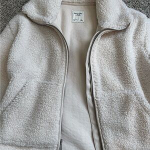 Abercrombie & Fitch Off-White Sherpa Jacket NWOT